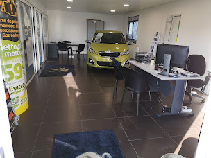 Photo n°3 de PEUGEOT - GARAGE RM AUTO à Roissy-en-Brie (Concessionnaire Peugeot)