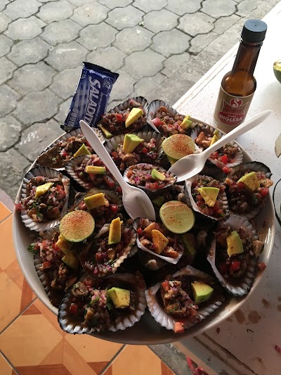 Photos of Restaurante y Cevicheria Camar&oacute;n Rico