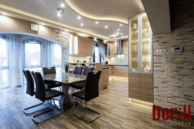 Opinii despre Berill Bútorműhely, Berill R Belsőépítészeti Kft. în Eger - Belsőépítész