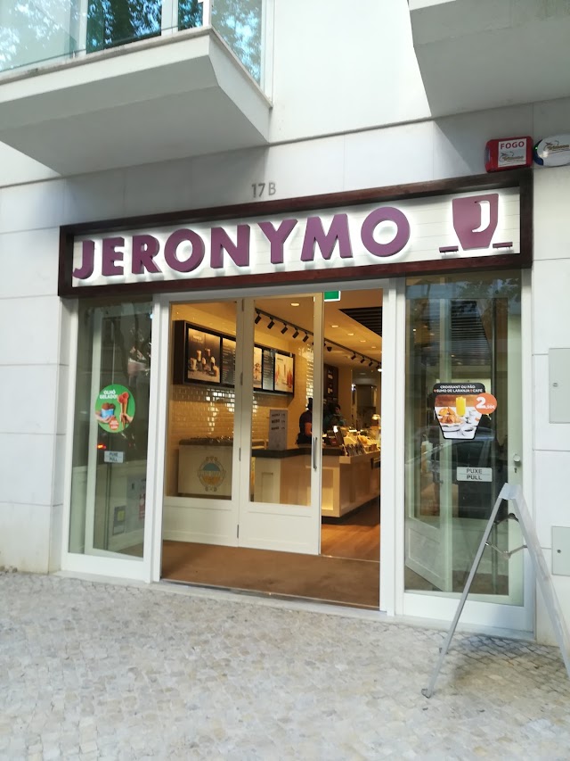 Jeronymo coffee-shop Ferreira Borges