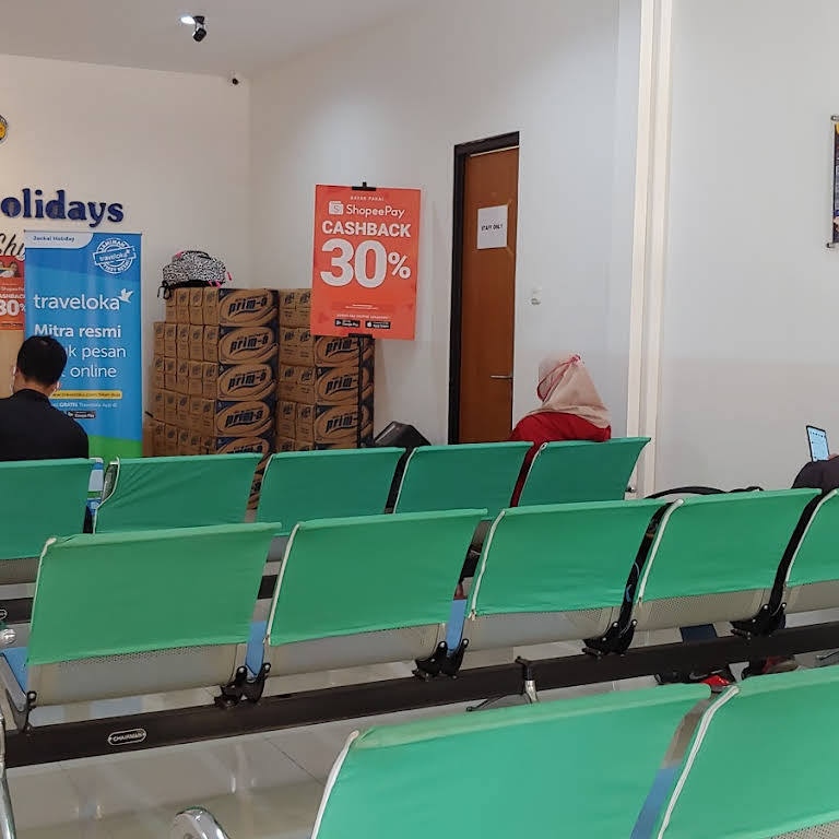 Jackal Holidays Luxury Shuttle (Dipati Ukur) - Layanan Transportasi