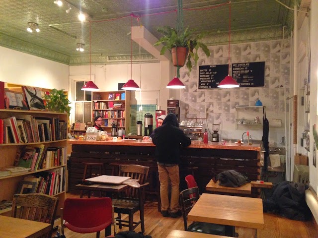 Topos Bookstore Cafe
