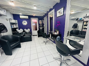 Photo n°1 de Coiffure Sandra à Budelière (Salon de coiffure)