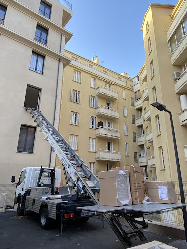 Avis sur AJACCIO MONTE MEUBLES à Ajaccio - Organisateur d'événements