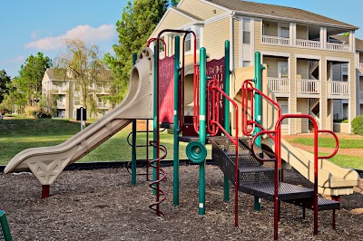 Photos of Mission University Pines Apartments