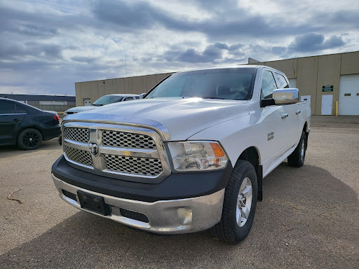Mr Vehicles - Visual