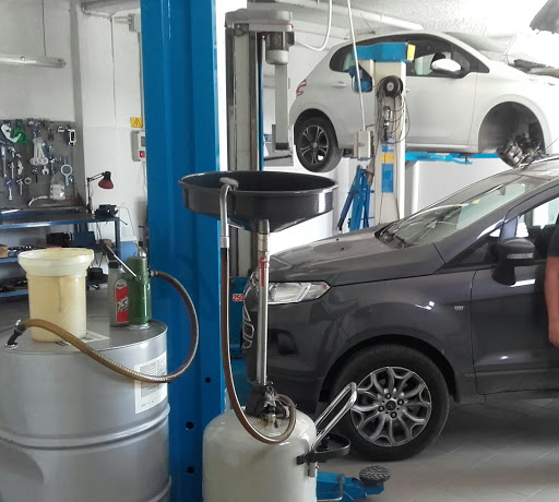 Ford Service Patti Gaspare - Thumbnail