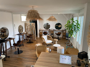 Photo n°1 de JD Bio - BIO COIFFURE à Paray-le-Monial (Salon de coiffure)