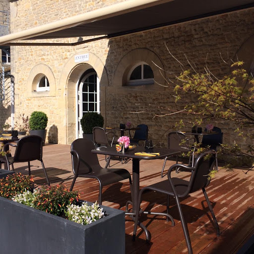 Le Quarante-Neuf : Hôtel et Restaurant