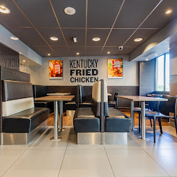 Photo n°5 de KFC Paris Place Clichy à Paris (Restaurant de hamburgers)