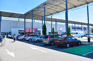 Photo n°3 de Centre Commercial Montélimar Soleil Levant à Montélimar (Parking public)