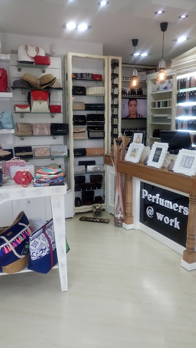 The Fragrance Shop IN ACCESSORIZE