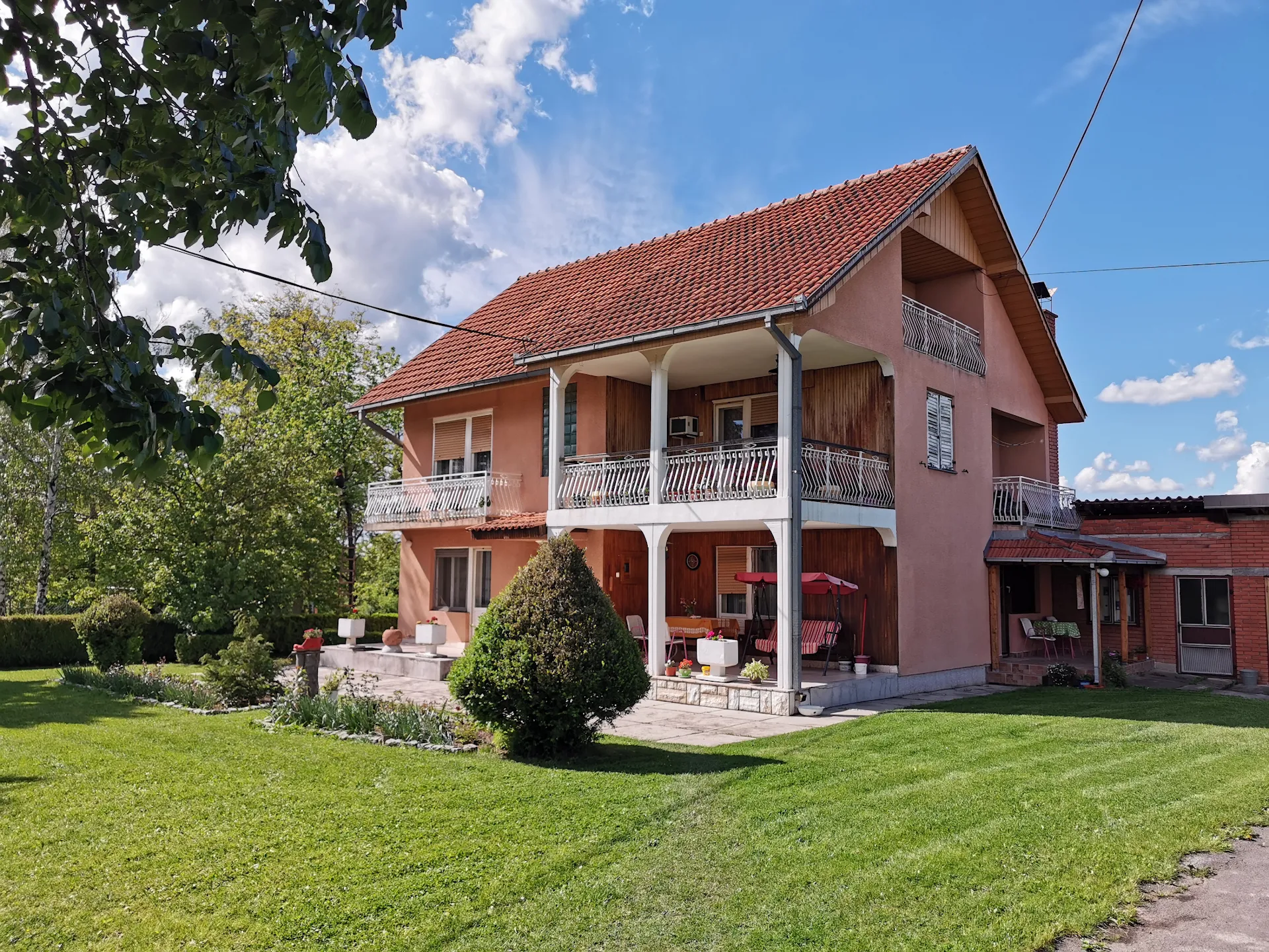Domaćinstvo Nikolić Petnica
