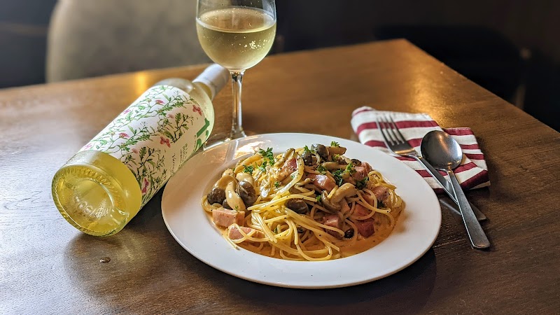 トライシクルカフェ 本店