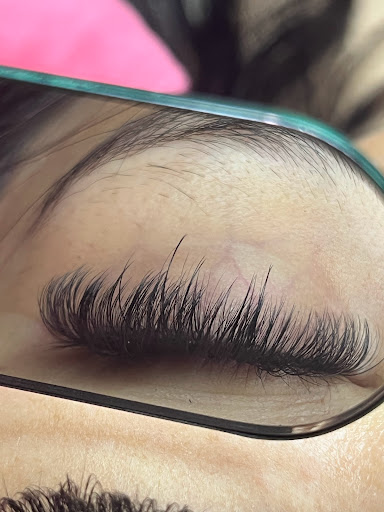 Ruby Lashes Love - Visual
