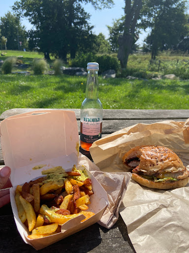 Photo 5 - Shefu Burger