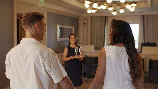 Fairmont Orchid by null