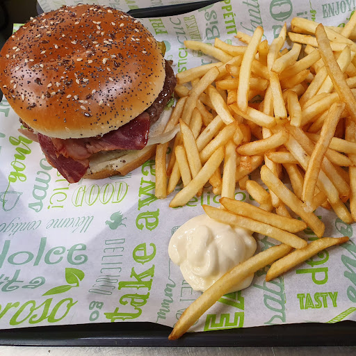Photo 2 - Le Best