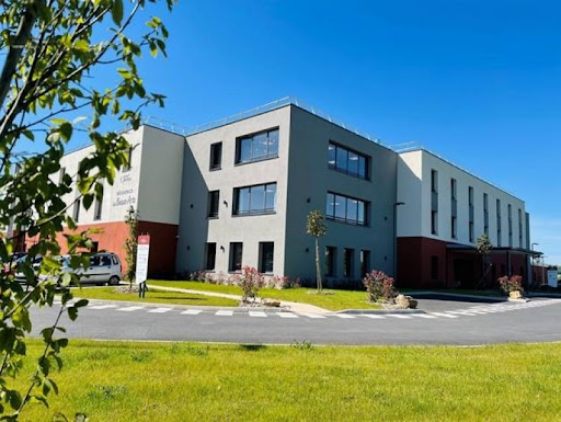 Photo de Résidence Les Beaux-Arts - emeis à Nesles-la-Montagne (02400)