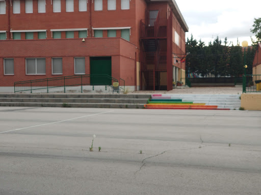 Public school El Quijote - Thumbnail