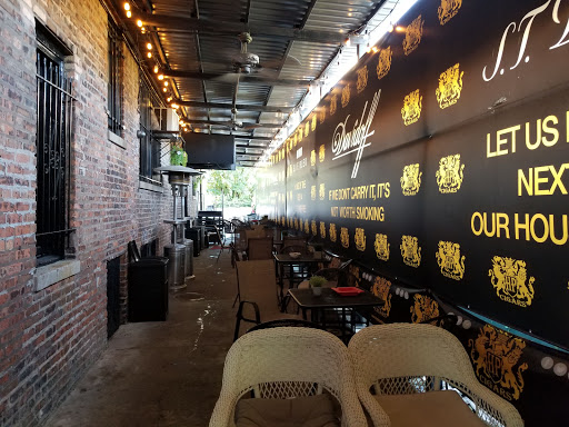 Hyde Park Cigars Gallery - United States