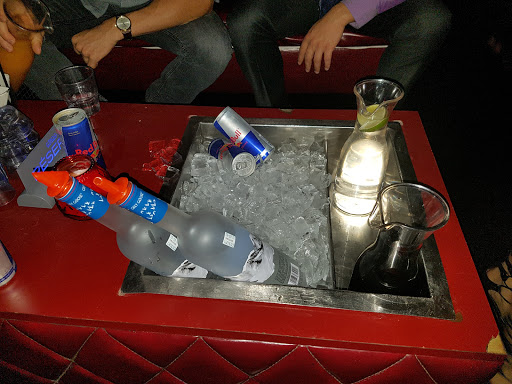 Le Rouge Bar - Thumbnail