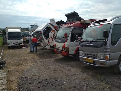 Photos of Armada Isuzu Yogyakarta