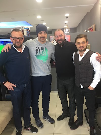 Photos of Mustafa Yener Bay/bayan Kuaf&ouml;r&uuml;-Women&Men