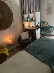 Photo n°5 de Marie Kamp · Massages & Aromathérapie à Andrésy (Service d'aromathérapie)