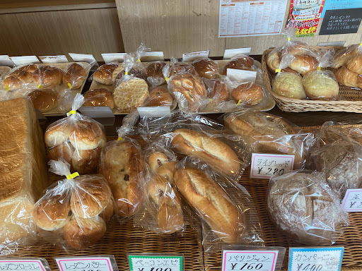 パンの店 シャンピニオン
