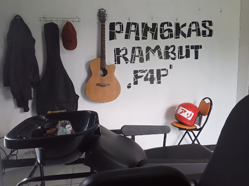 Pangkas Rambut F4P (Bhiggerrard).