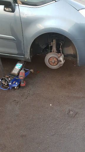 Rely-On-Tyres Gallery - United Kingdom