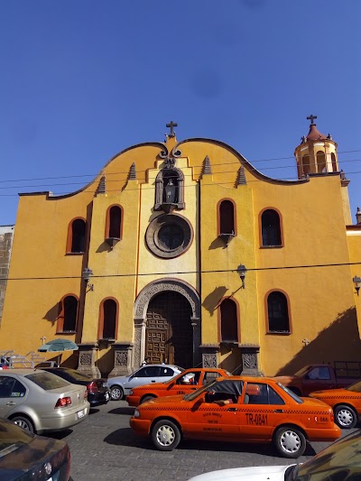 Photos of Plaza Fundadores
