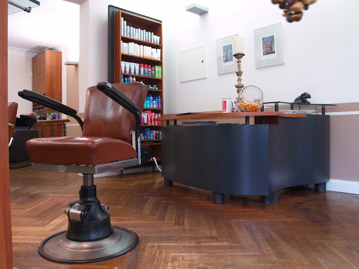 Saint Paul's Friseur