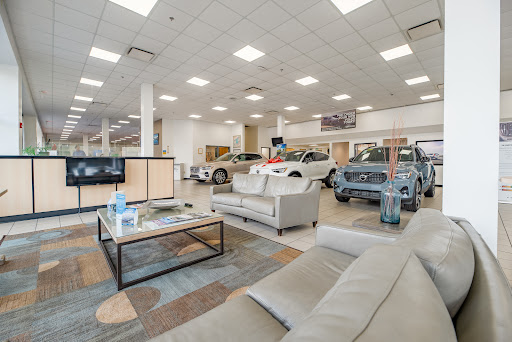 Gerald Jones Volvo Cars - Thumbnail