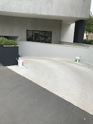 Photo n°11 de Batinew Peinture à Bénouville (Peintre en bâtiment)