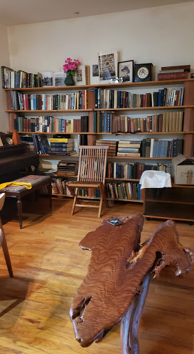 Brookes Corner Books - Thumbnail