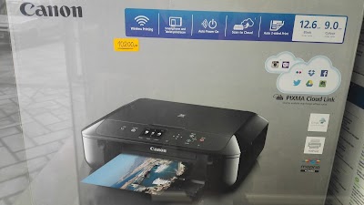 Photos of GIGA Computer
