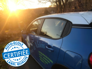 Photo n°5 de Auto-école ECMV Angoulême Centre - Ecole de conduite Marguerite de Valois (Le Minage) à Angoulême (Auto-école)