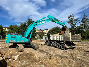 Photo n°3 de Location Benne Baquey à Le Taillan-Médoc (Société de travaux publics)