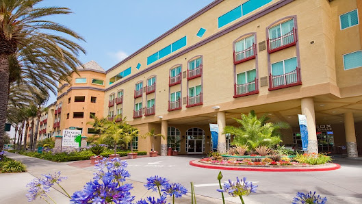 Desert Palms Hotel and Suites 631 W Katella Ave, Anaheim, CA 92802