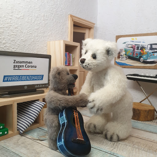 HOPE-BEARS Miniatur-Künstlerbären & -tiere von Petra Hankofer - Thumbnail