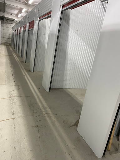 Garage Sale Warehouse - Thumbnail