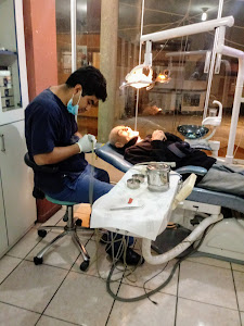 CLÍNICA DENTAL ASISTENCIAL 4