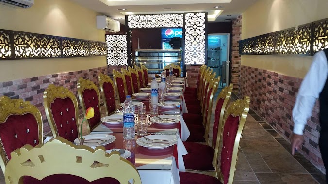 De Delhi Restaurant Al - Khobar, Author: Suman Kc