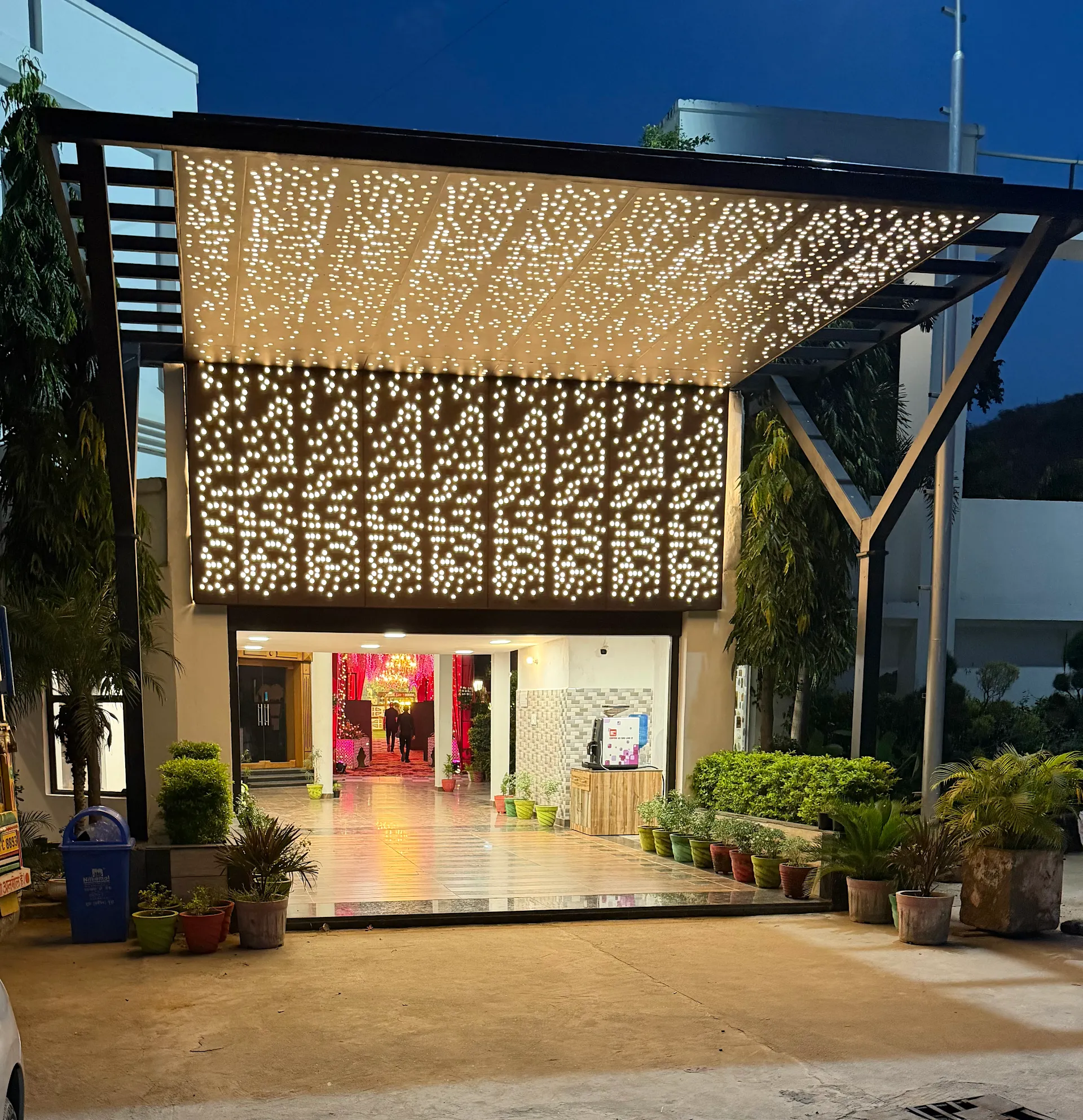 Chandni Midway Resort