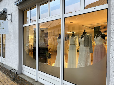 Eva's No 1 bridal fashion - Bützow