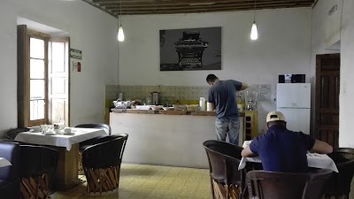 Photos of Mes&oacute;n Cu&eacute;vano