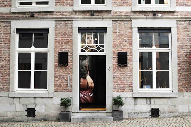 Pauw