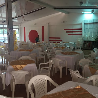 Photos of Multishopping R&iacute;o Jim&eacute;nez de Guacimo